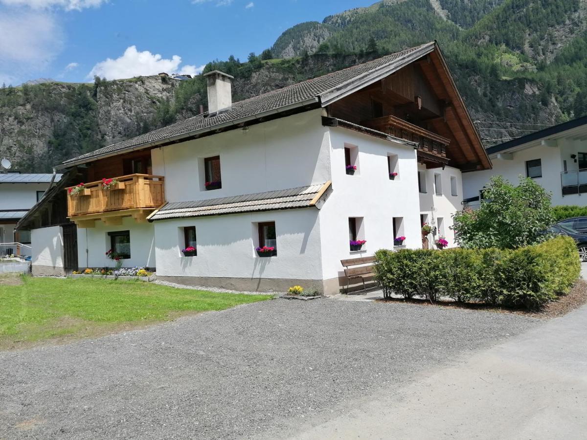 Ferienhaus Schoepf - Die Hoamat Лангенфельд Экстерьер фото